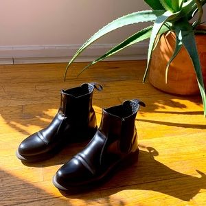 Dr Martens Flora Chelsea Boots, Sz 6 US
